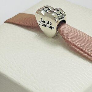 Pandora Santiago Exclusive Heart Charm